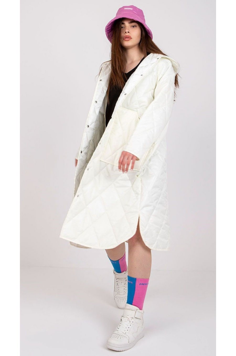 Palton dama de toamna lung, alb, matlasat, Eyshan Palton dama de toamna lung, alb, matlasat, Eyshan 2 - jojofashion.ro