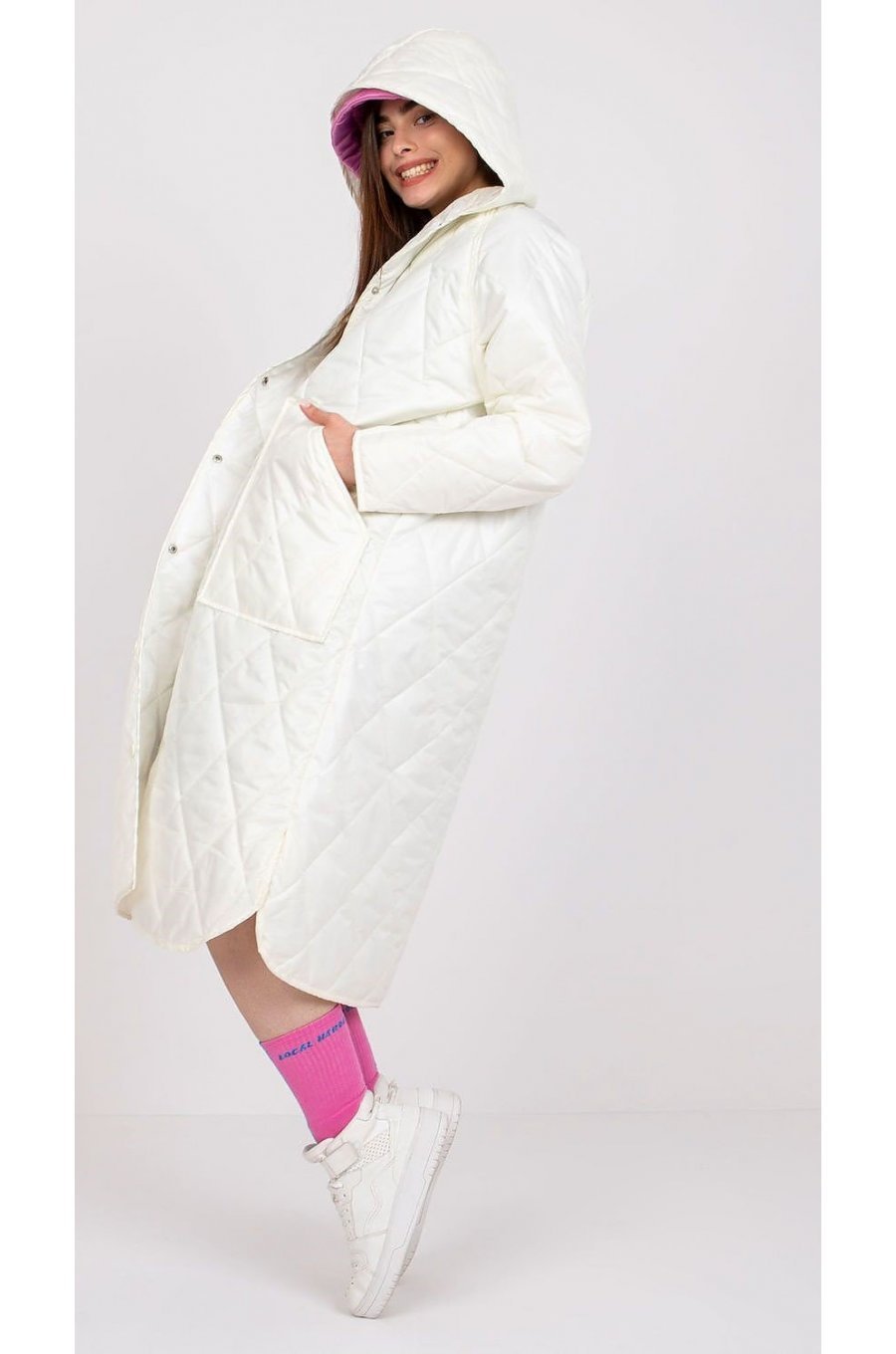Palton dama de toamna lung, alb, matlasat, Eyshan Palton dama de toamna lung, alb, matlasat, Eyshan 4 - jojofashion.ro