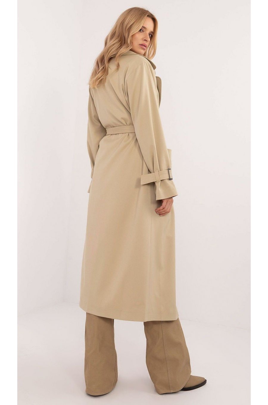 Palton dama elegant lung, bej, cu buzunare aplicate, Eylem Palton dama elegant lung, bej, cu buzunare aplicate, Eylem 3 - jojofashion.ro