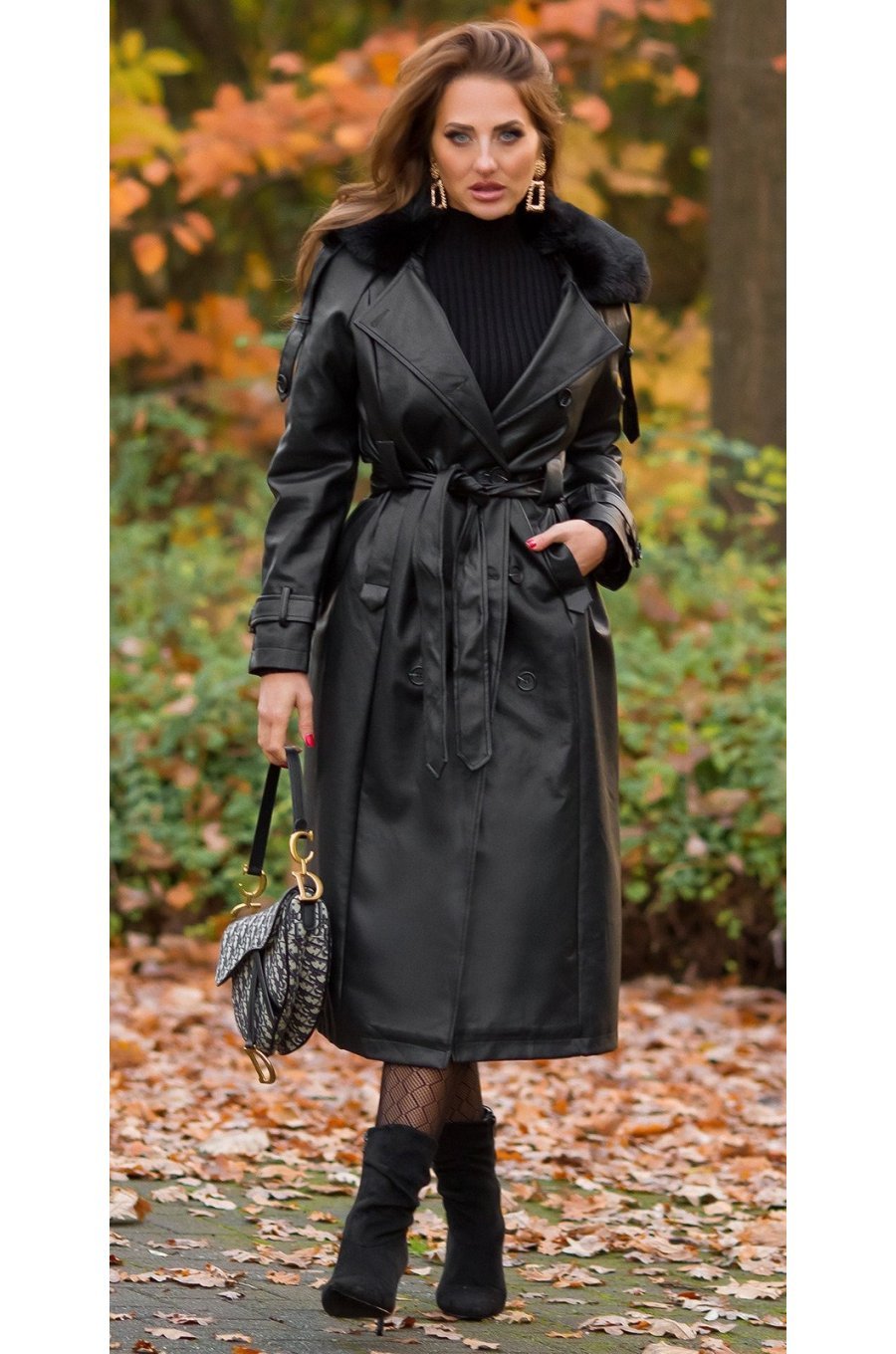 Palton dama elegant, lung, din piele eco, negru, cu guler din blana, London 1 - jojofashion.ro