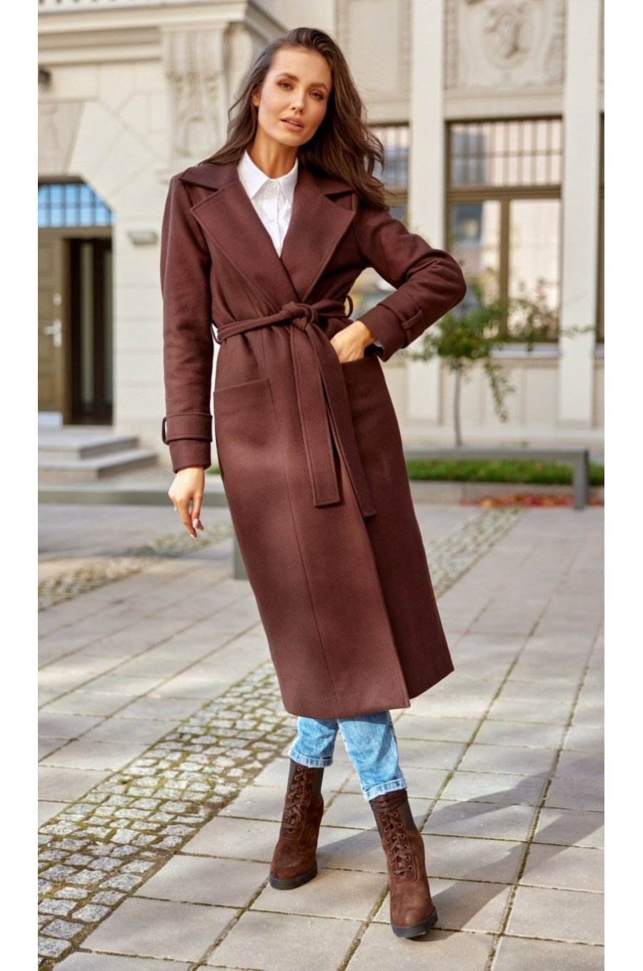 Palton dama elegant lung, maro, clasic, cu buzunare si cordon, Vanora Palton dama elegant lung, maro, clasic, cu buzunare si cordon, Vanora 1 - jojofashion.ro