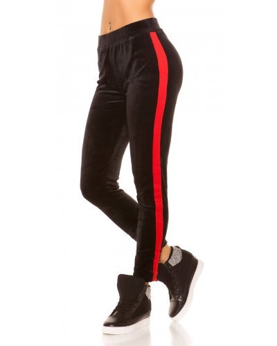 Pantaloni de trening dama, catifea, negri cu dunga rosie Bellyna Treninguri dama, Pantaloni de trening dama, catifea, negri cu dunga rosie Bellyna - jojofashion.ro