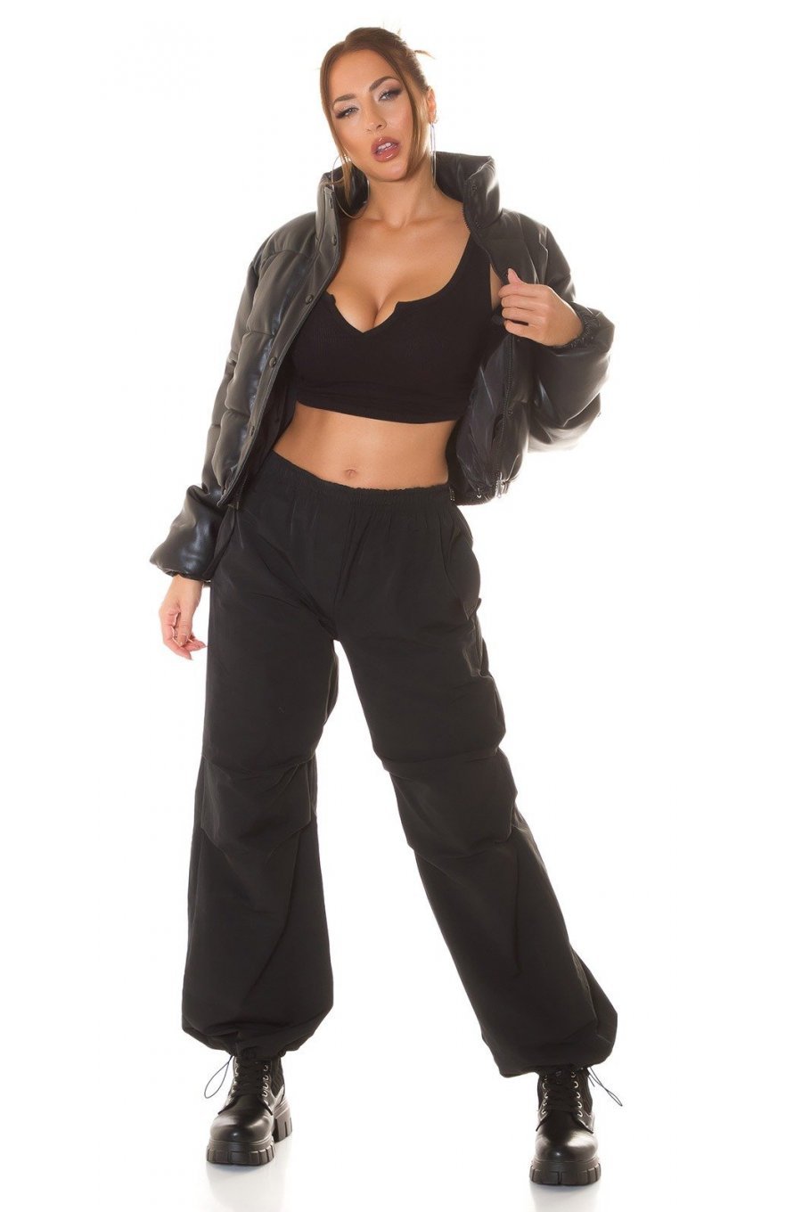 Pantaloni dama cargo, negri, oversize, Tenille Pantaloni dama cargo, negri, oversize, Tenille 3 - jojofashion.ro