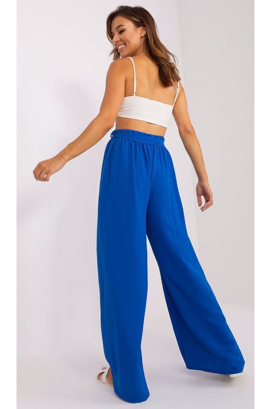 Pantaloni dama evazati, albastri, vaporosi, largi, Teagan Pantaloni dama evazati, albastri, vaporosi, largi, Teagan 4 - jojofashion.ro