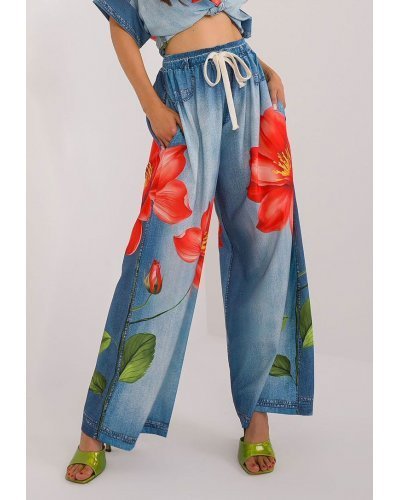 Pantaloni dama, Pantaloni dama evazati, din vascoza, bleu cu flori, vaporosi, Hestia2 - jojofashion.ro