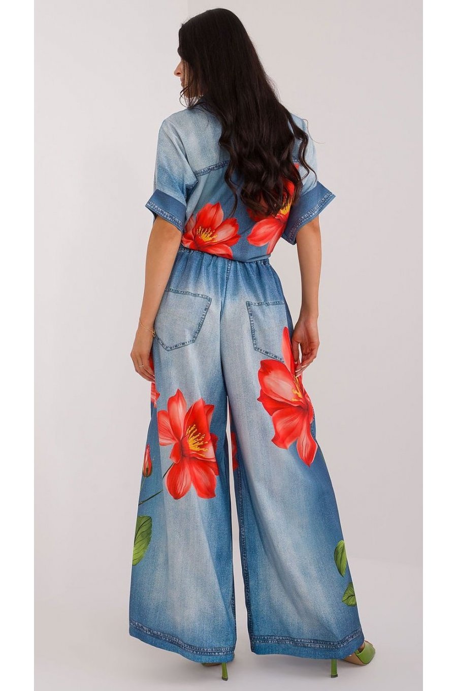 Pantaloni dama evazati, din vascoza, bleu cu flori, vaporosi, Hestia2 4 - jojofashion.ro