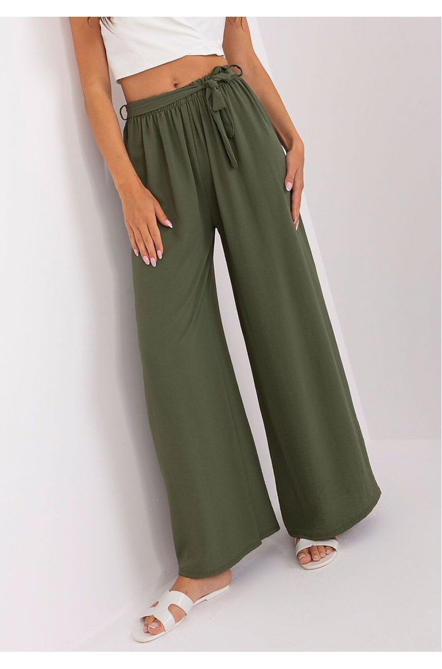 Pantaloni dama evazati, kaki, vaporosi, largi, Teagan Pantaloni dama evazati, kaki, vaporosi, largi, Teagan 1 - jojofashion.ro