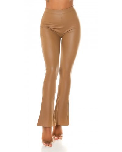 Pantaloni dama evazati maro piele eco vatuiti Damaris Pantaloni piele dama, Pantaloni dama evazati maro piele eco vatuiti Damaris - jojofashion.ro