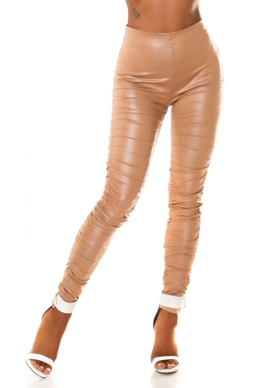 Pantaloni dama casual cappuccino incretiti cu talia inalta WetLook Kelne 1 - jojofashion.ro