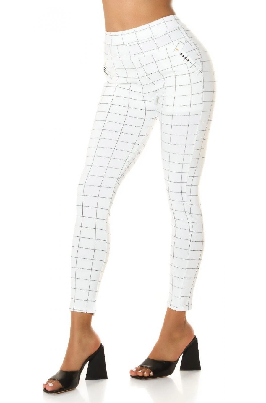 Pantaloni eleganti dama mulati albi in carouri Dizara Pantaloni eleganti dama mulati albi in carouri Dizara 3 - jojofashion.ro