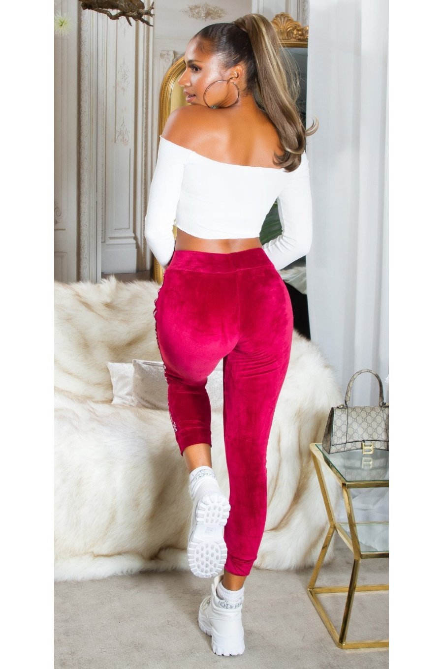 Pantaloni dama trening, burgundy, din catifea, cu dunga alba, Meribeth 4 - jojofashion.ro
