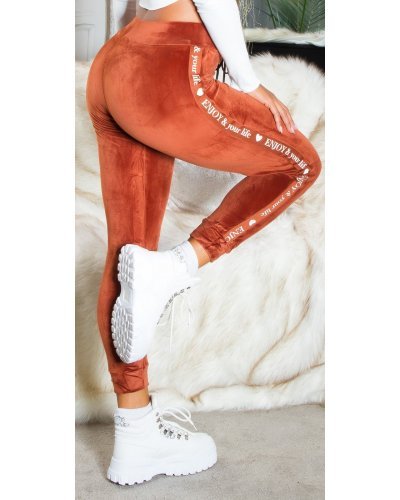 Pantaloni trening dama, Pantaloni dama trening, maro, din catifea, cu dunga alba, Meribeth - jojofashion.ro