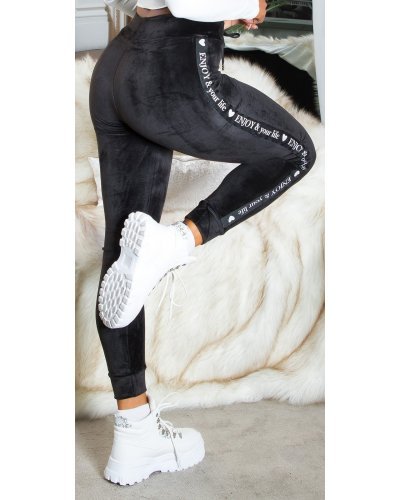 Pantaloni trening dama, Pantaloni dama trening, negri, din catifea, cu dunga alba, Meribeth - jojofashion.ro