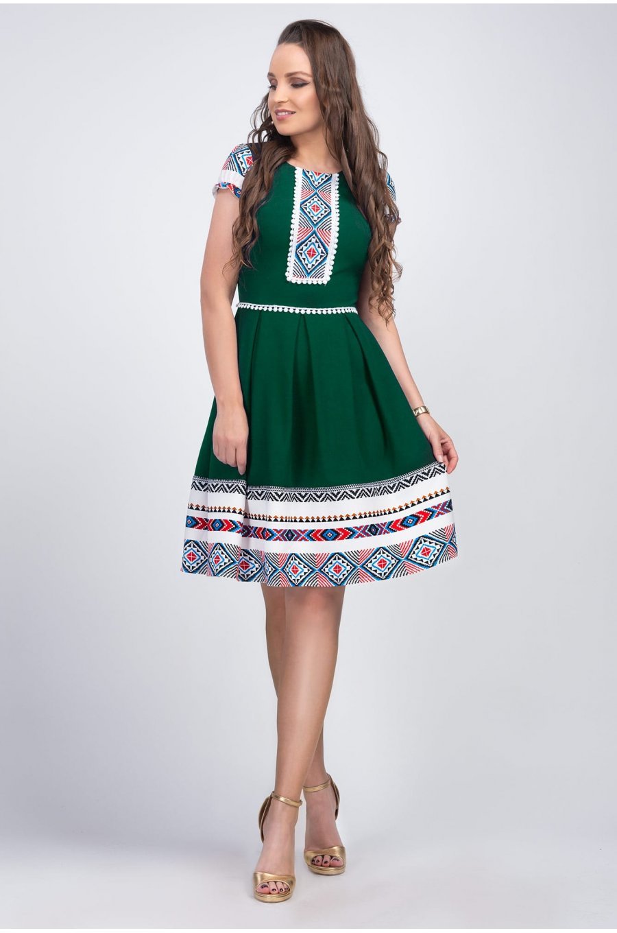 Rochie scurta verde cu motive traditionale Doinita 2 - jojofashion.ro