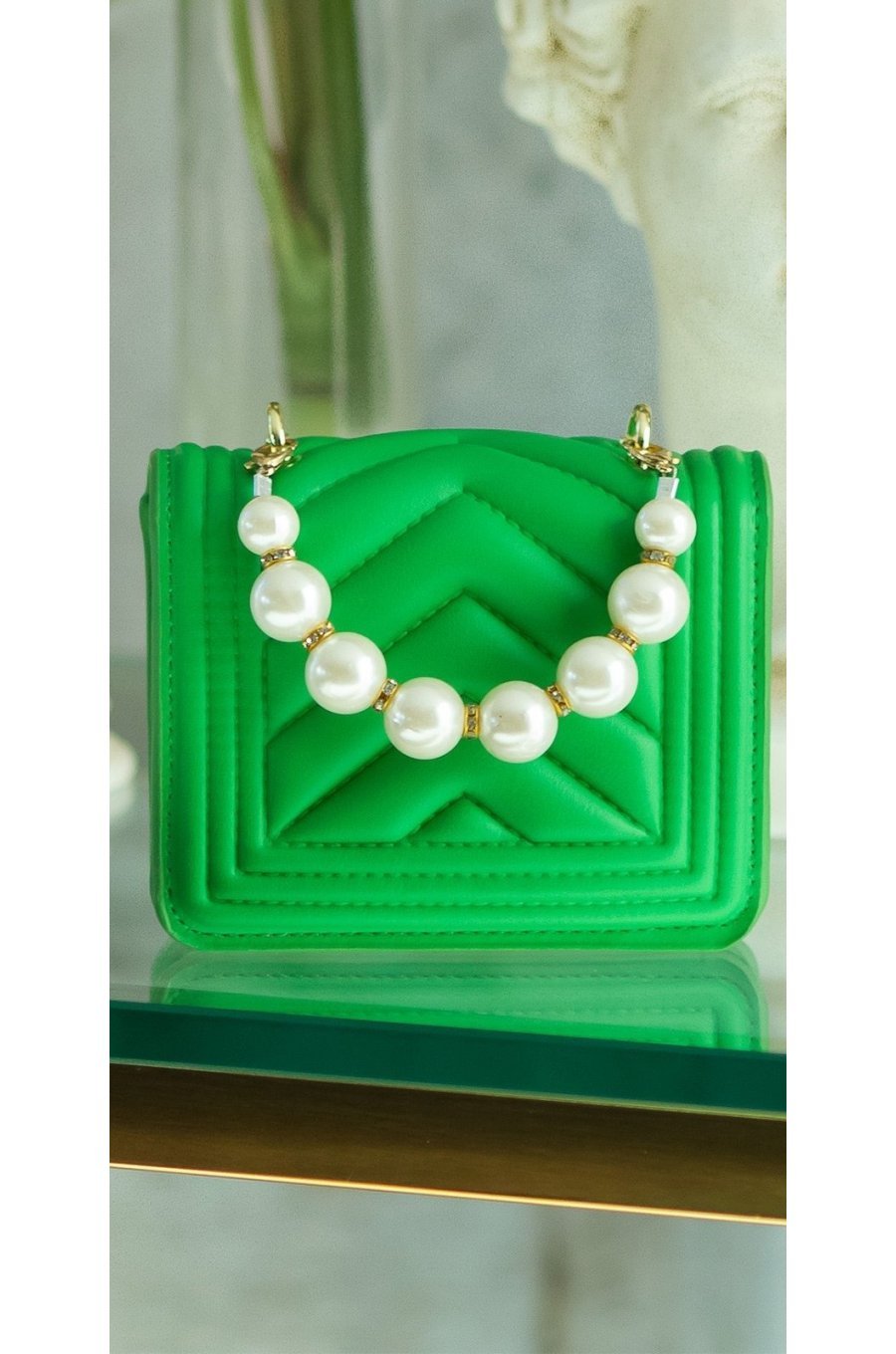 Geanta dama eleganta, din PU, verde, cu perle si lant auriu, Jessy 1 - jojofashion.ro
