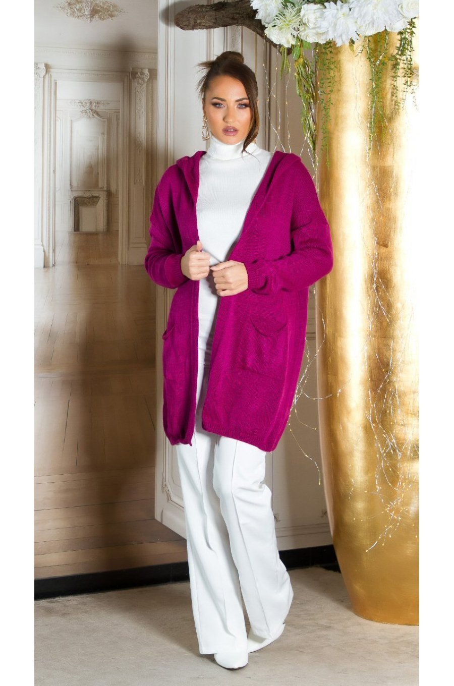 https://www.jojofashion.ro/cardigan-dama-oversize-midi-vascoza-roz-fucsia-cu-gluga-si-buzunare-aylem