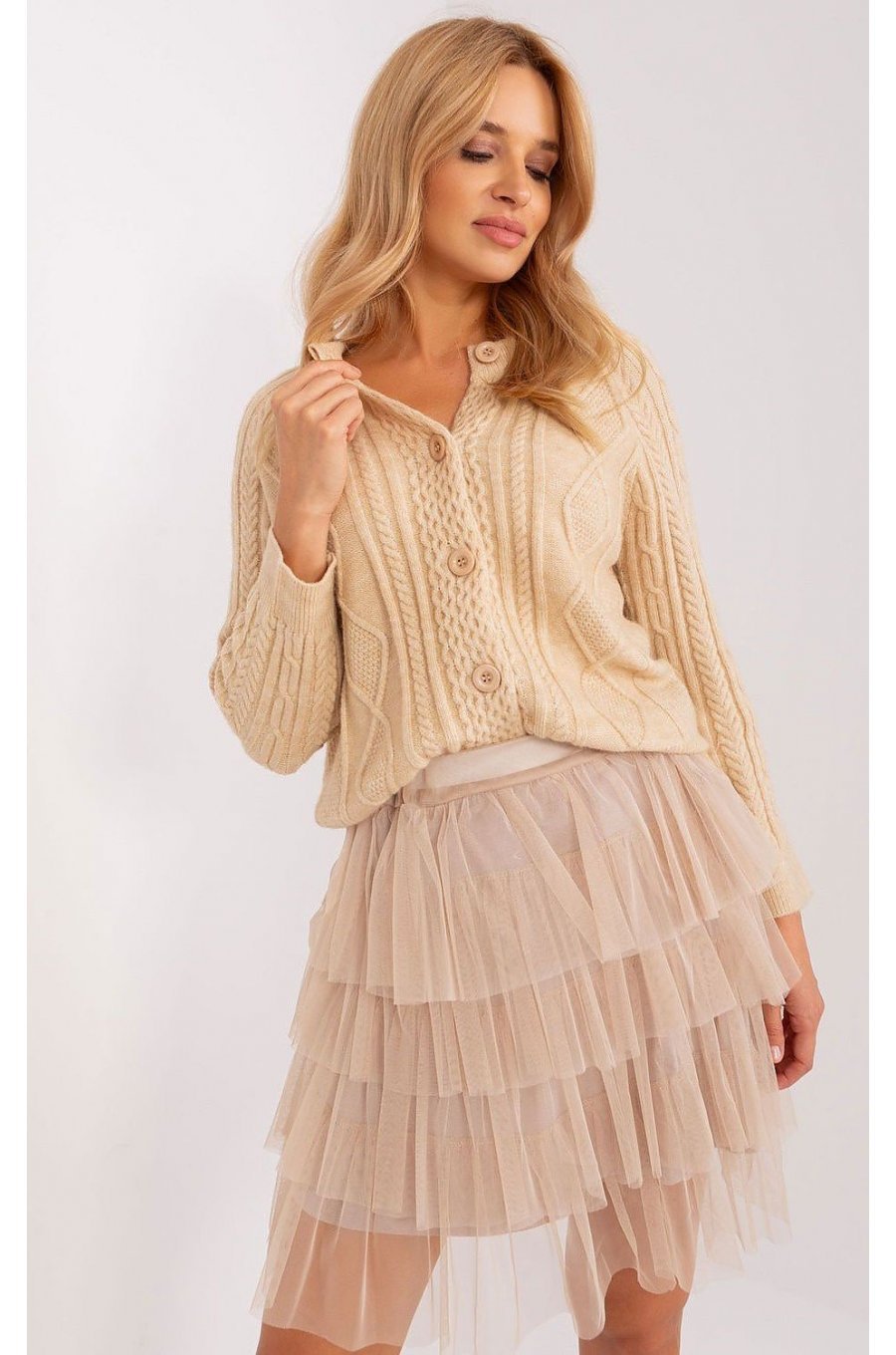 Pulover dama bej, din acril, cu nasturi si decolteu rotund, Mellek3 Pulover dama bej, din acril, cu nasturi si decolteu rotund, Mellek3 1 - jojofashion.ro