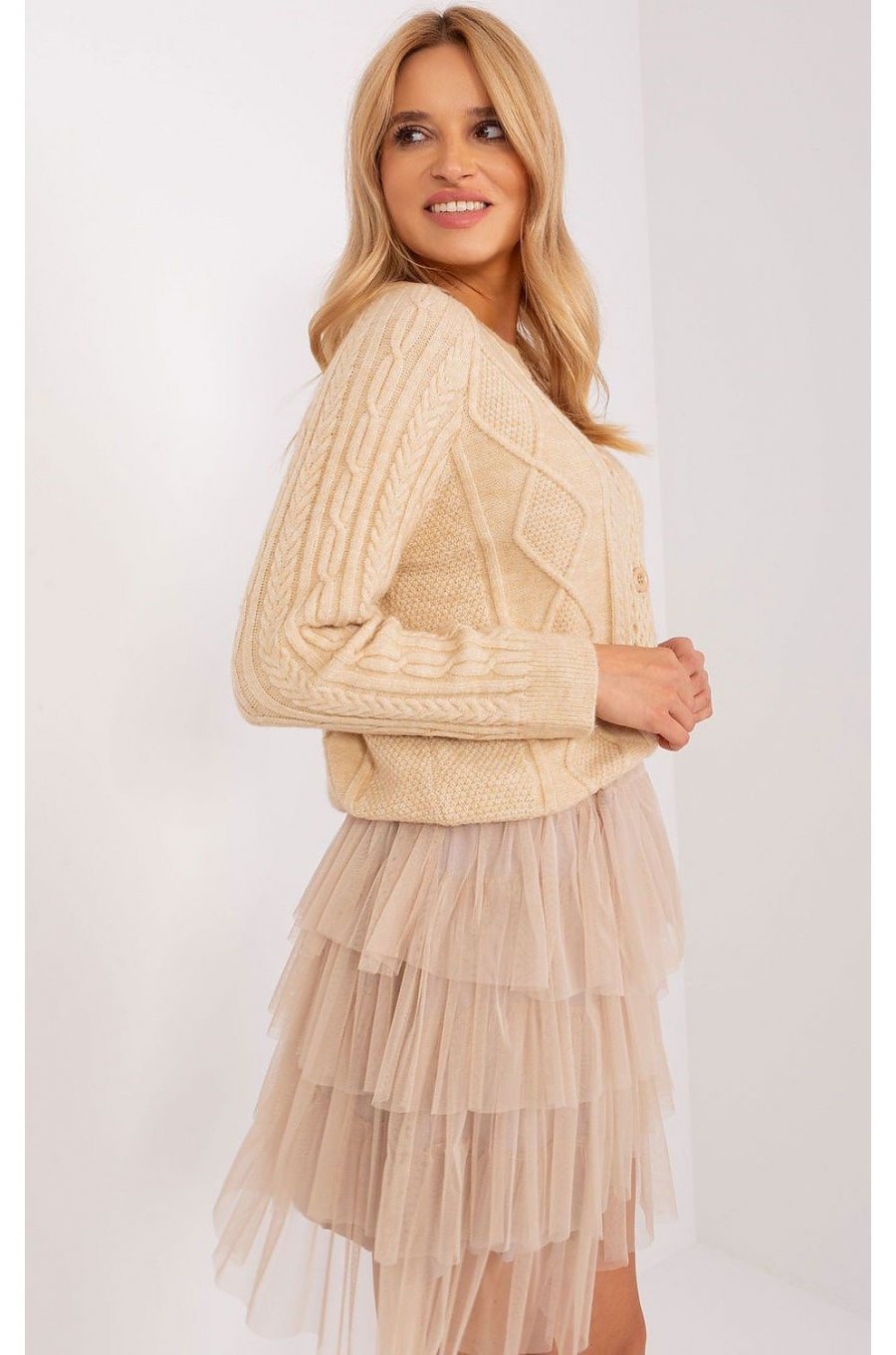 Pulover dama bej, din acril, cu nasturi si decolteu rotund, Mellek3 Pulover dama bej, din acril, cu nasturi si decolteu rotund, Mellek3 2 - jojofashion.ro
