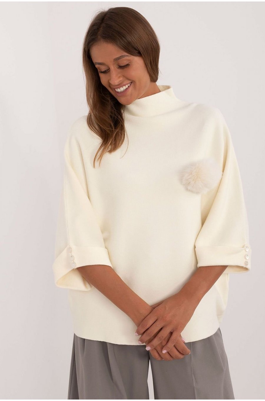 Pulover dama elegant, din vascoza, ecru, cu guler inalt si maneca trei sferturi, Swetee2 1 - jojofashion.ro