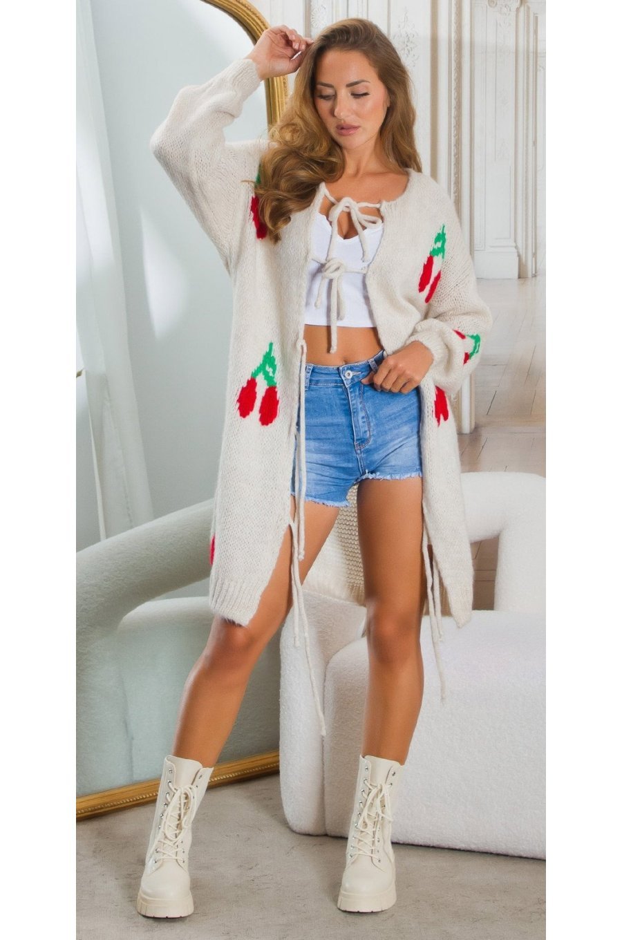 Pulover tip cardigan, lung, bej cu print, Cherry Pulover tip cardigan, lung, bej cu print, Cherry 1 - jojofashion.ro