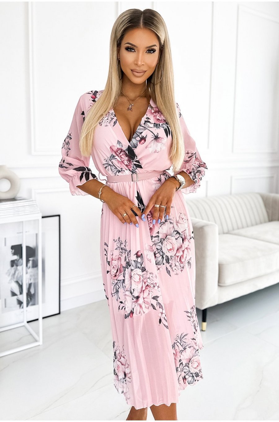 Rochie midi roz pastel cu flori plisata cu maneca lunga Yuna 1 - jojofashion.ro