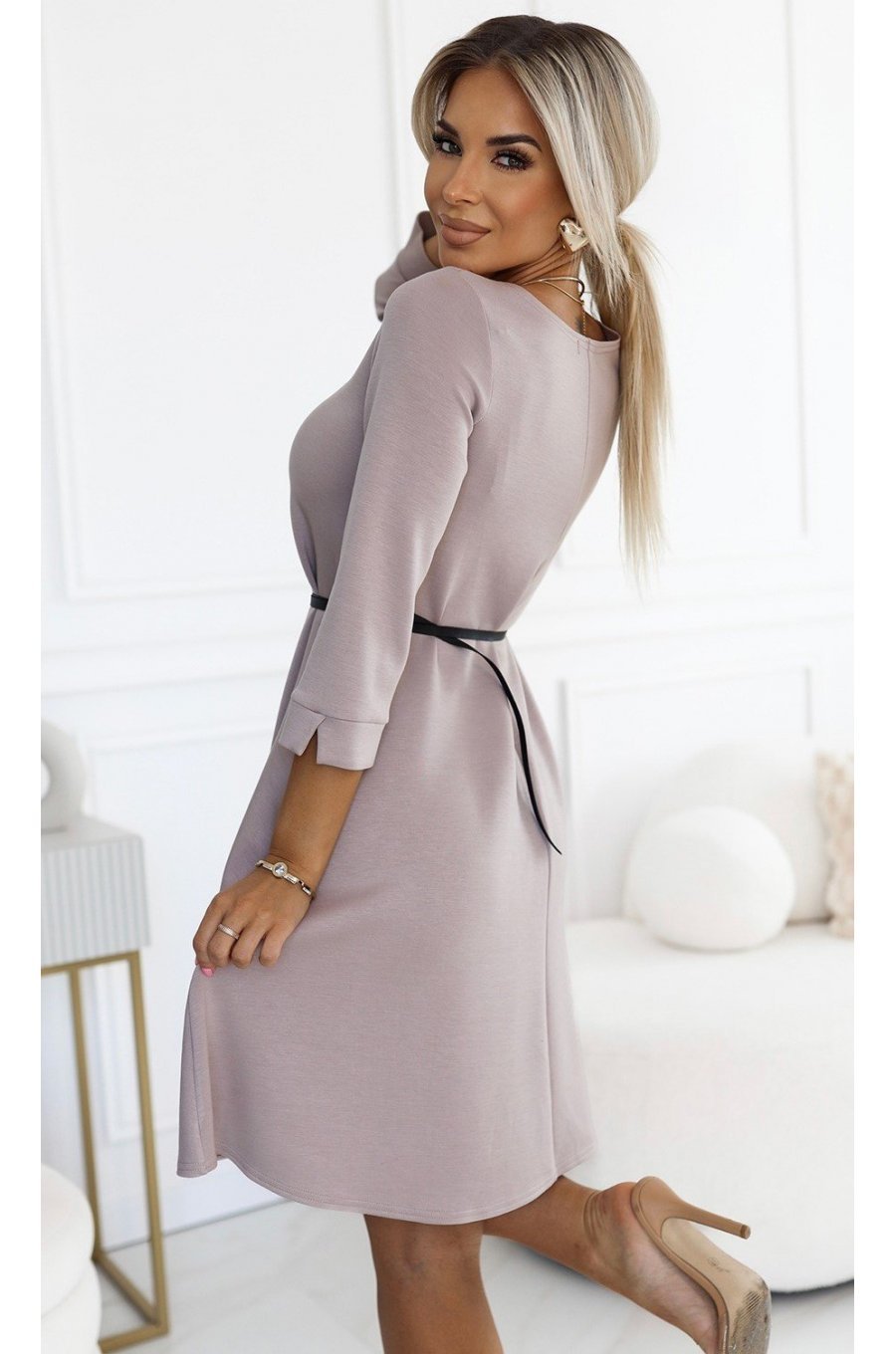 Rochie scurta A-line bej cu maneca lunga Shenya Rochie scurta A-line bej cu maneca lunga Shenya 2 - jojofashion.ro