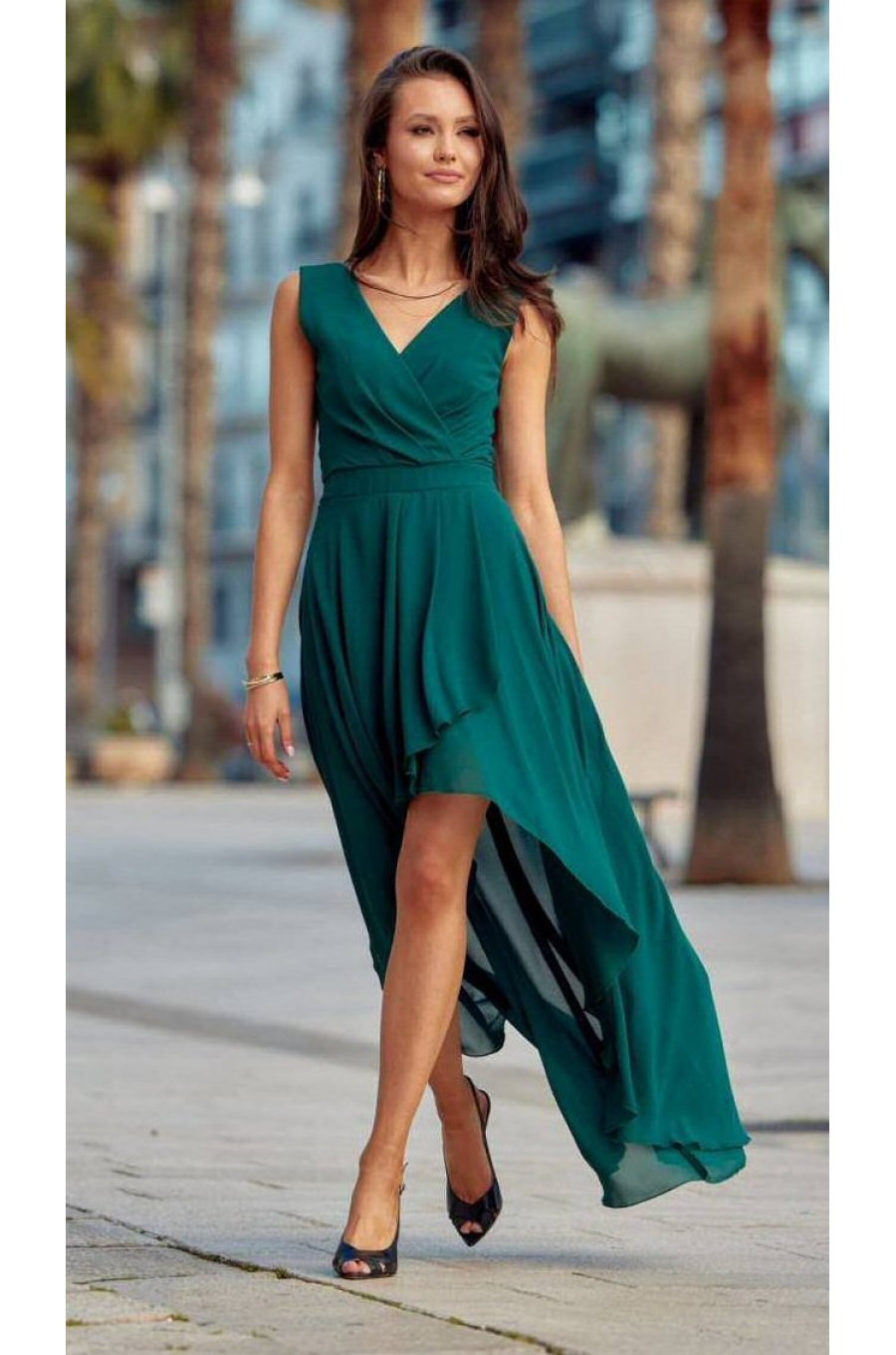 Rochie lunga verde din voal asimetrica vaporoasa petrecuta Fiona 1 - jojofashion.ro