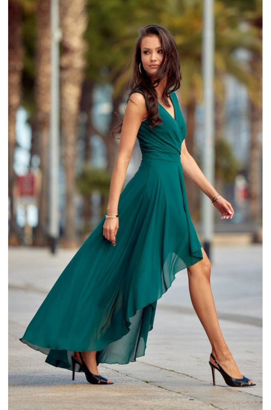 Rochie lunga verde din voal asimetrica vaporoasa petrecuta Fiona 2 - jojofashion.ro