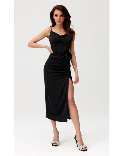 Rochie neagra mulata midi cu floare MaribelR Rochii de zi, Rochie neagra mulata midi cu floare MaribelR - jojofashion.ro
