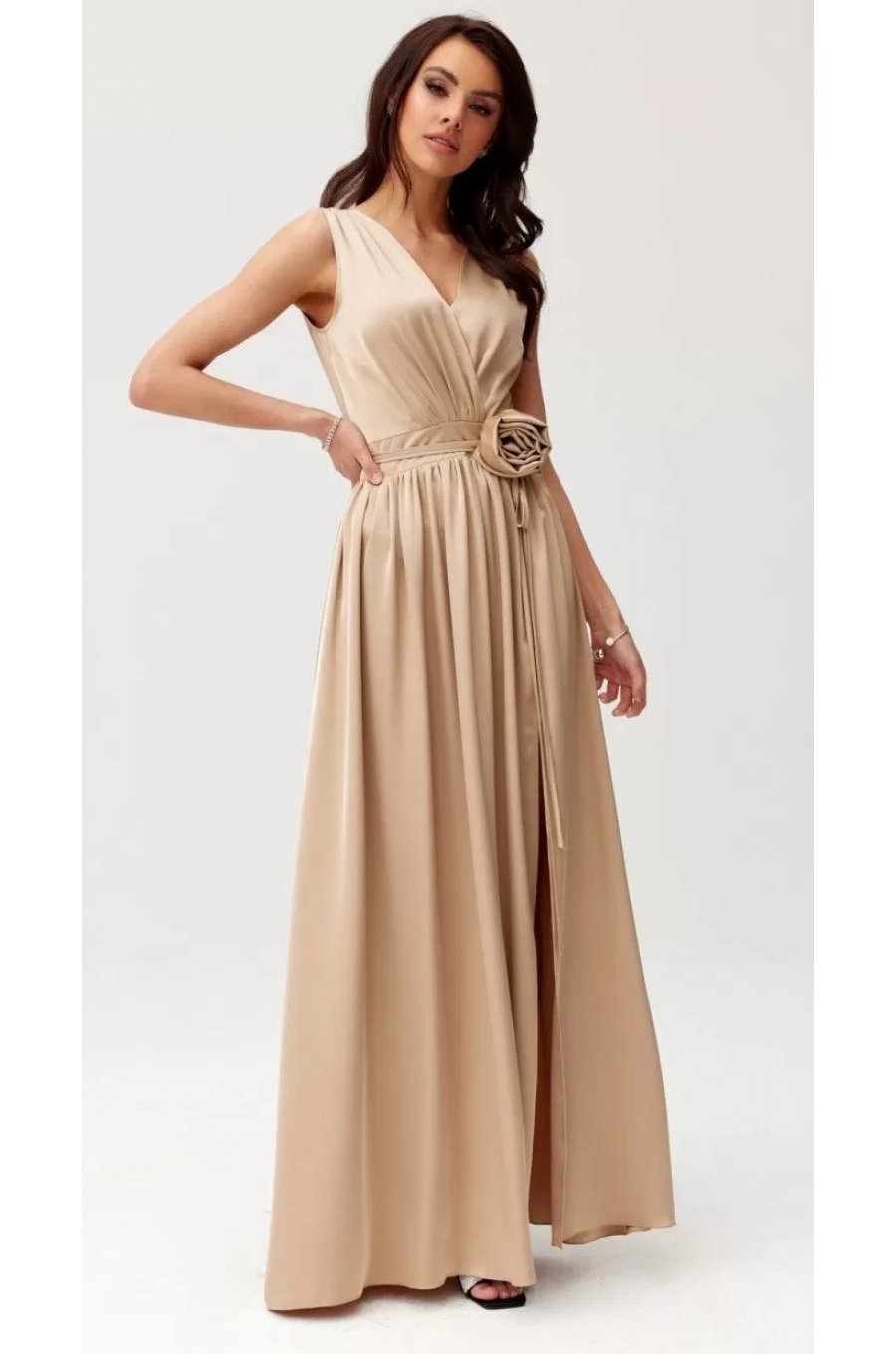 Rochie lunga din satin bej cu floare in talie PalomaR 1 - jojofashion.ro