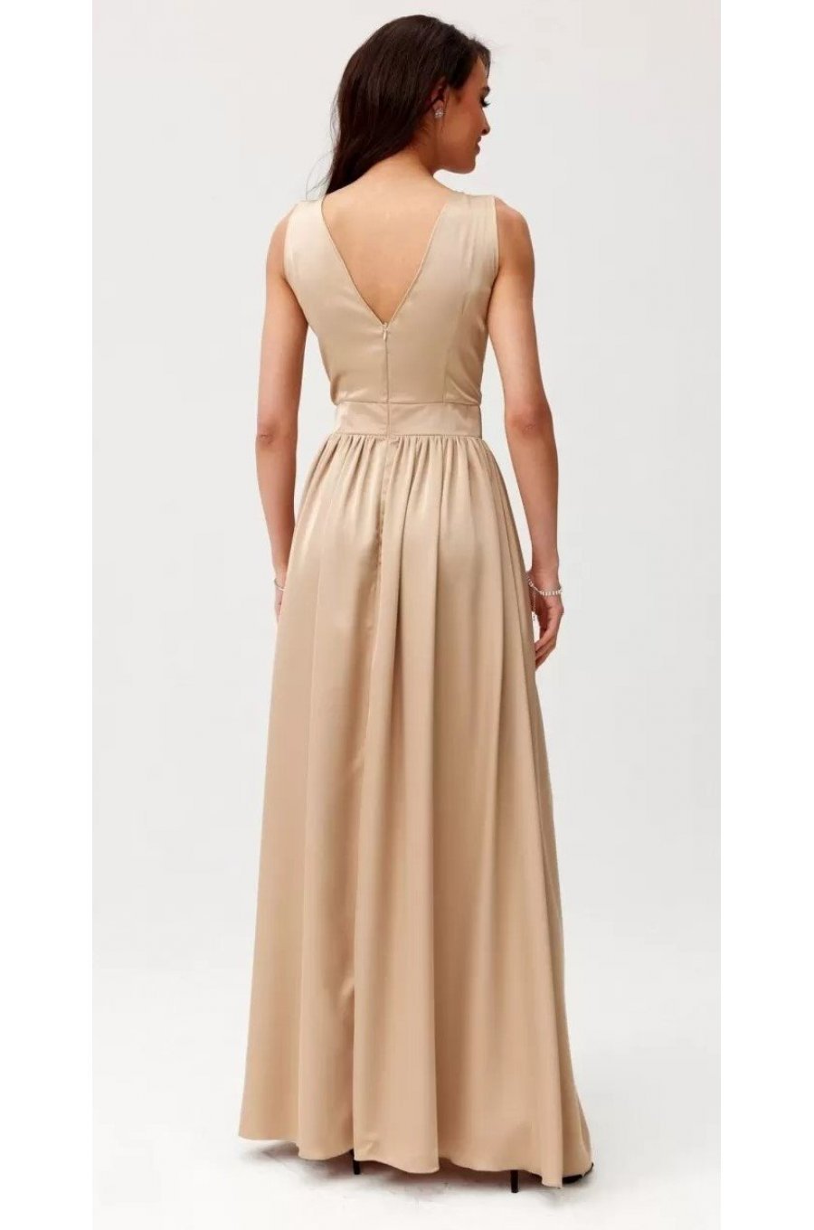 Rochie lunga din satin bej cu floare in talie PalomaR 2 - jojofashion.ro