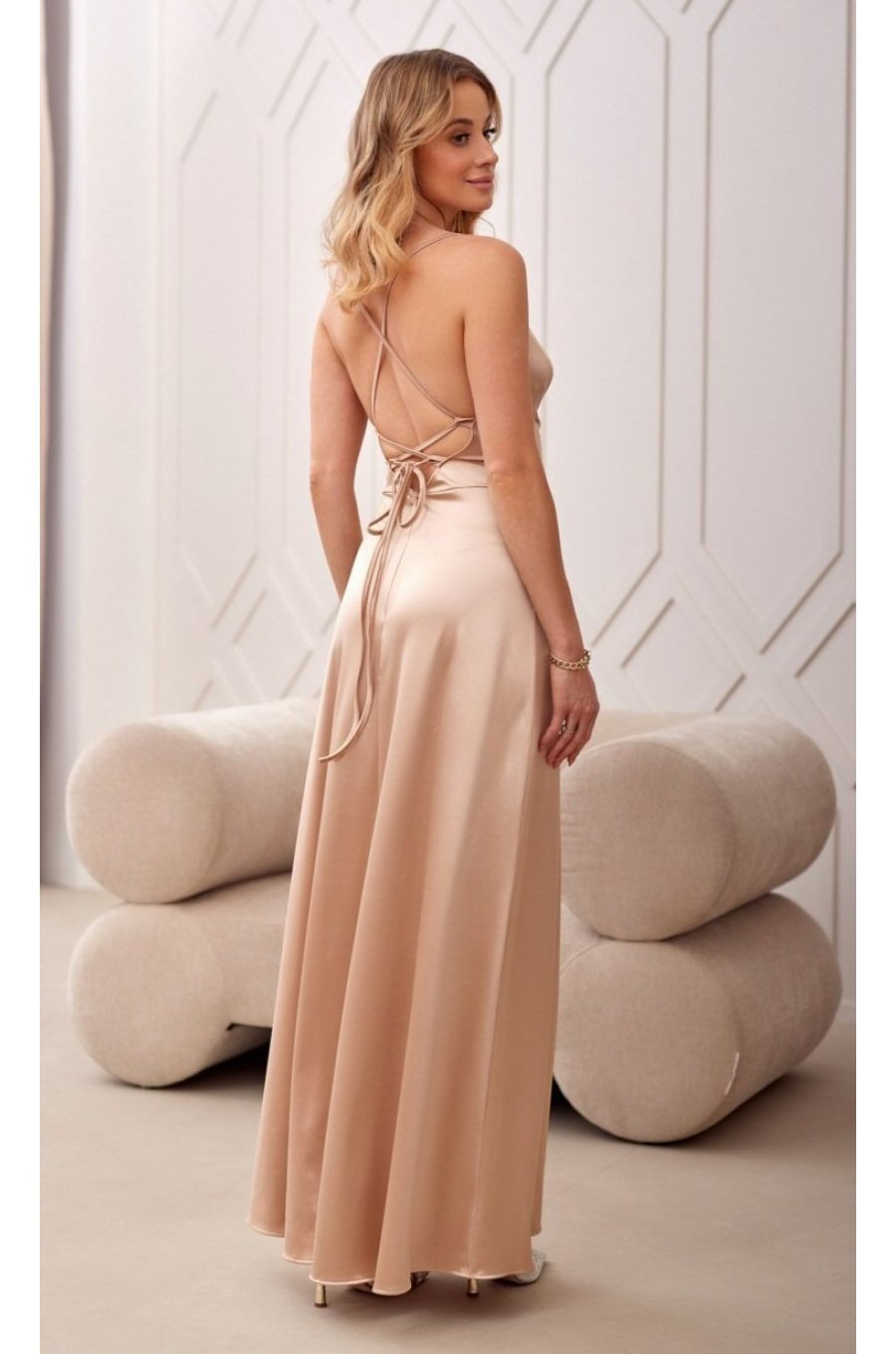 Rochie lunga din satin bej petrecuta cu spatele gol AlessandraR 2 - jojofashion.ro