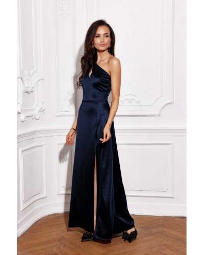 Rochie de ocazie lunga din satin bleumarin navy cu umerii goi MoanaR Rochii lungi, Rochie de ocazie lunga din satin bleumarin navy cu umerii goi MoanaR - jojofashion.ro