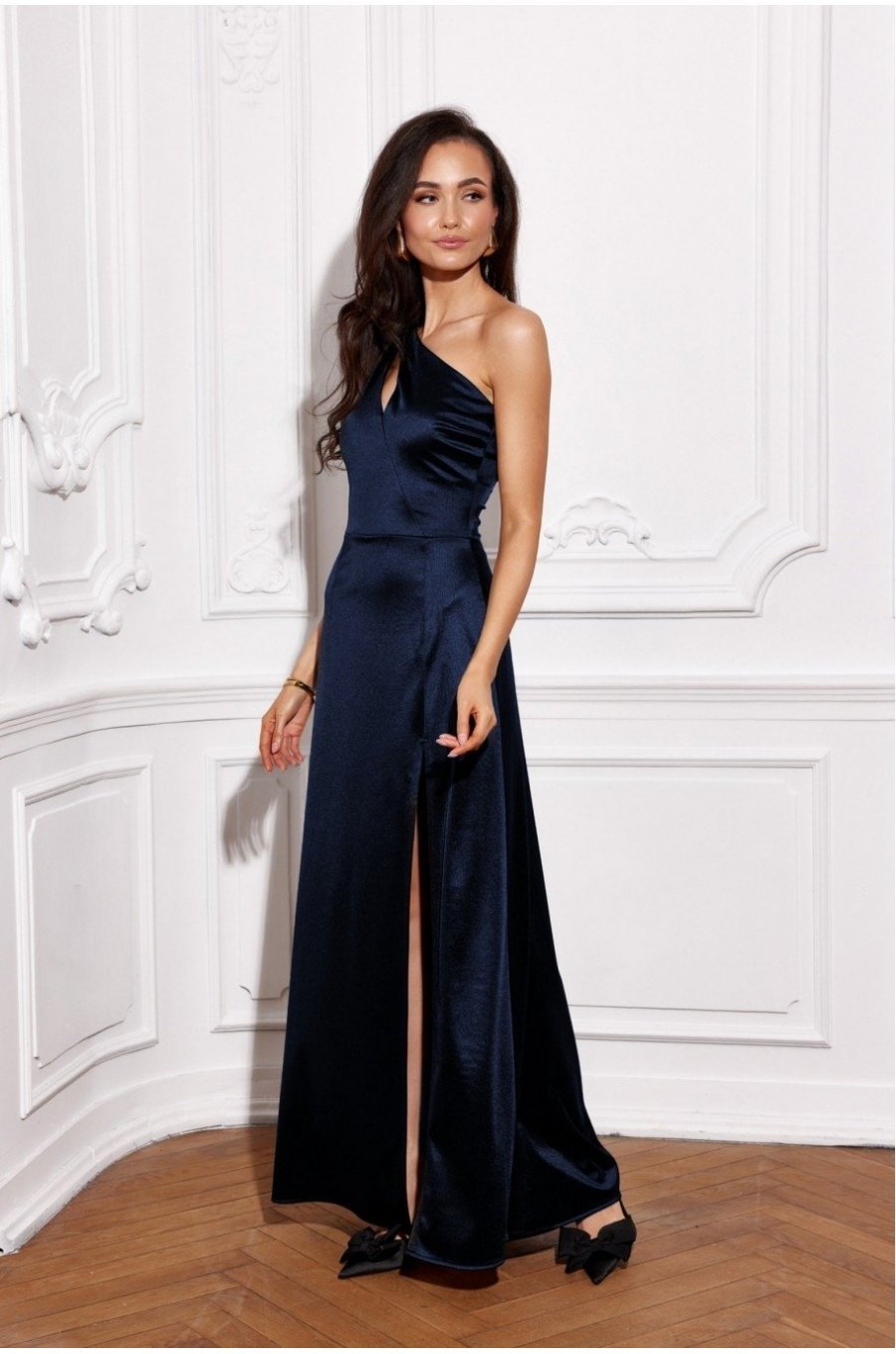 Rochie de ocazie lunga din satin bleumarin navy cu umerii goi MoanaR 2 - jojofashion.ro