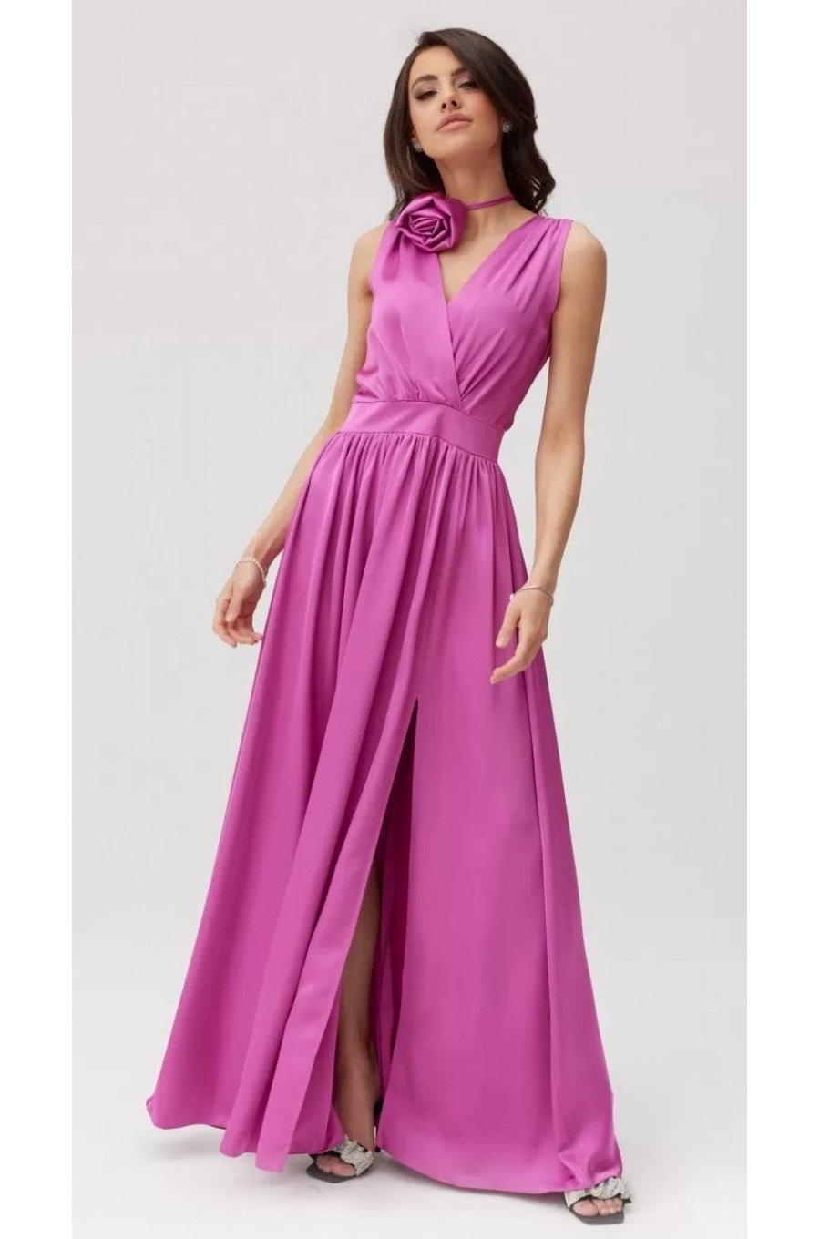 Rochie lunga din satin roz cu floare in talie PalomaR 1 - jojofashion.ro