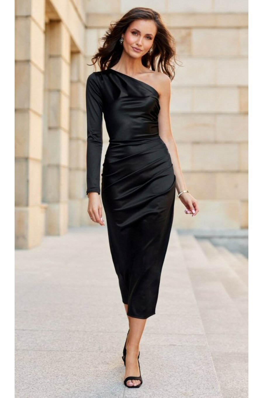 Rochie de ocazie midi, din satin, neagra, mulata, cu un umar gol, Jonna 1 - jojofashion.ro