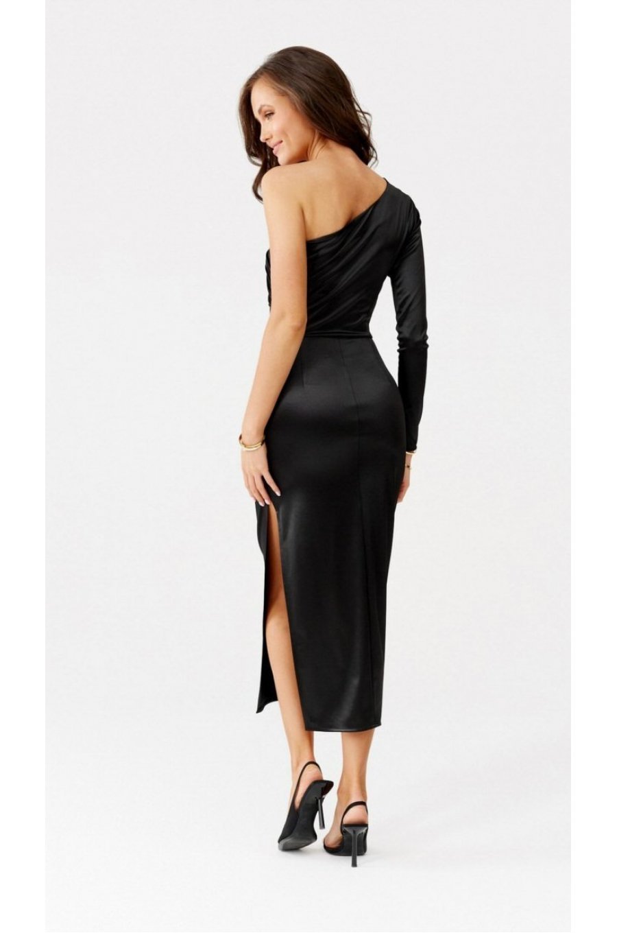Rochie neagra din satin mulata cu un umar gol Jonna 2 - jojofashion.ro