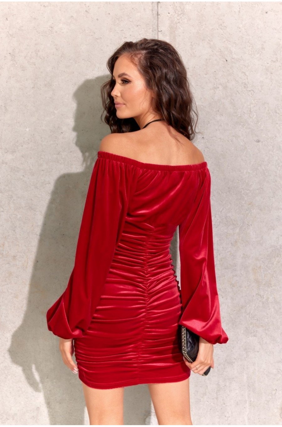 Rochie scurta rosie mulata din catifea cu maneca lunga drapata Zehra 2 - jojofashion.ro
