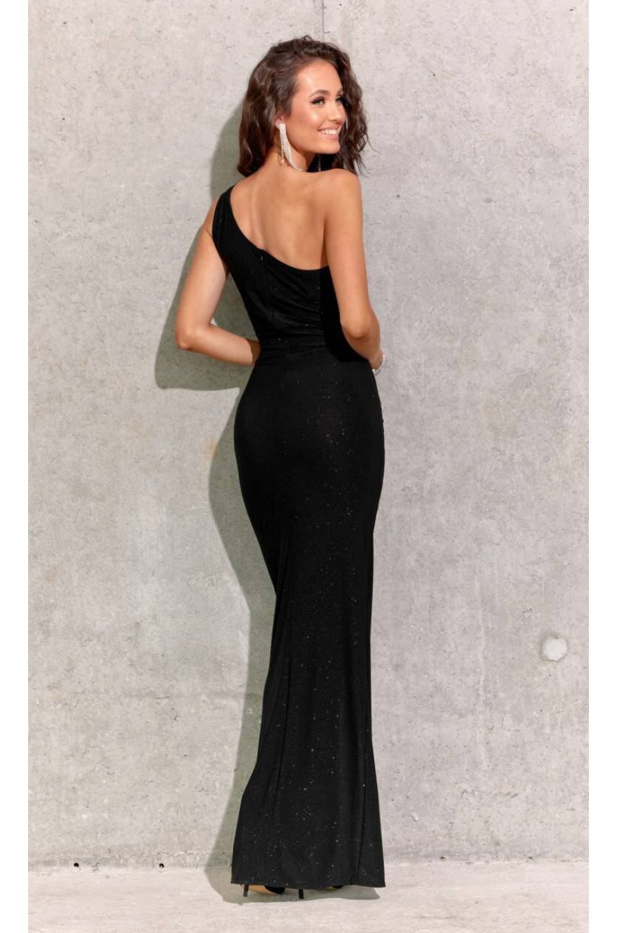 Rochie lunga neagra mulata din brocard cu un umar gol Elaisa 2 - jojofashion.ro