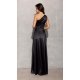 Rochie lunga neagra din satin cu un umar gol Inez 3 - jojofashion.ro