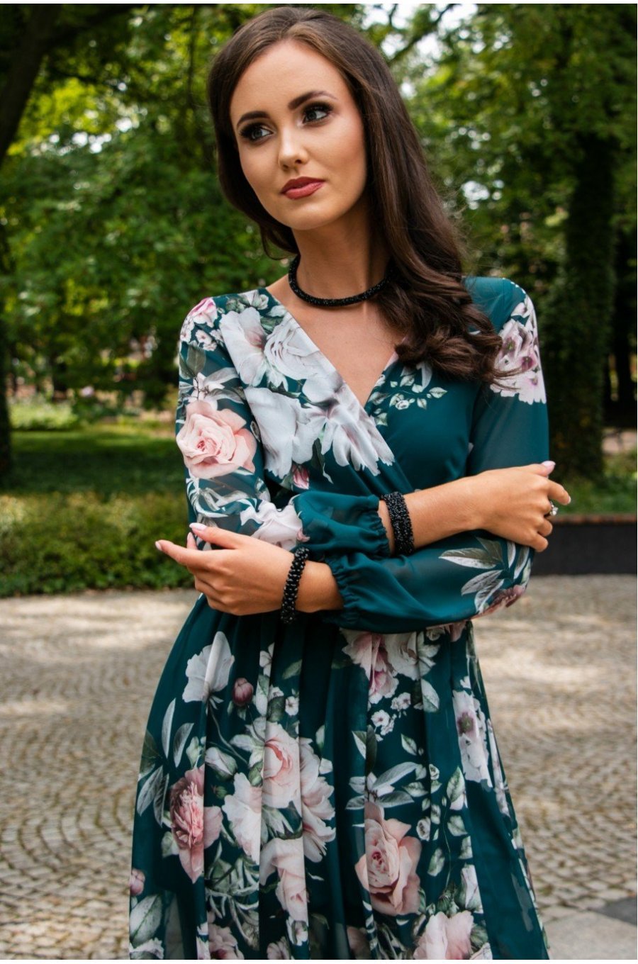 Rochie de vara lunga, din voal verde smarald cu flori, vaporoasa, cu maneca lunga, Anamaria 6 - jojofashion.ro