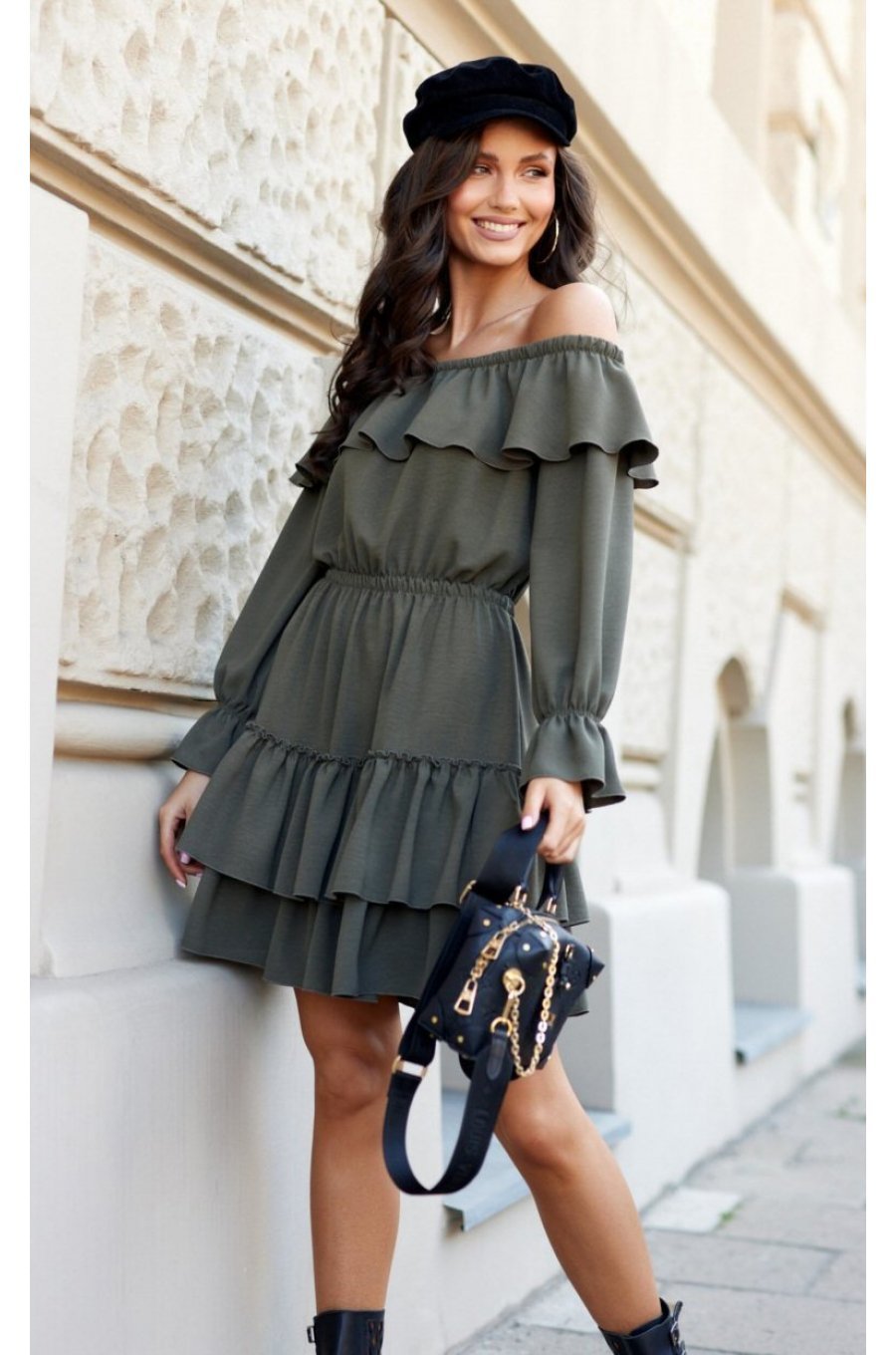 Rochie scurta kaki cu volane suprapuse maneca lunga si umeri goi Gianna 4 - jojofashion.ro