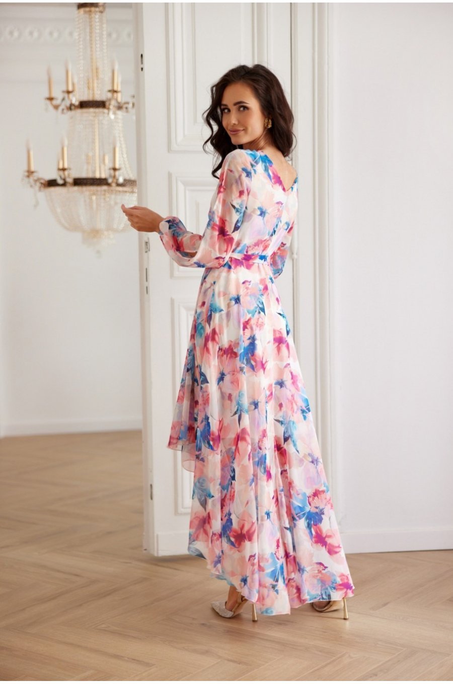 Rochie din chiffon ecru cu flori multicolore vaporoasa cu maneca lunga Fiorella 2 - jojofashion.ro