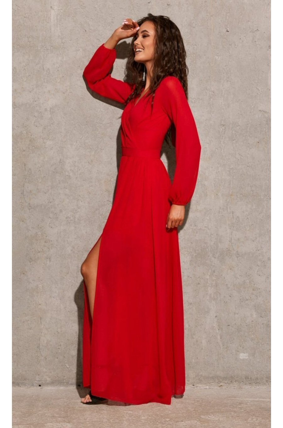 Rochie lunga rosie din voal chiffon vaporoasa cu maneca lunga Stella 3 - jojofashion.ro