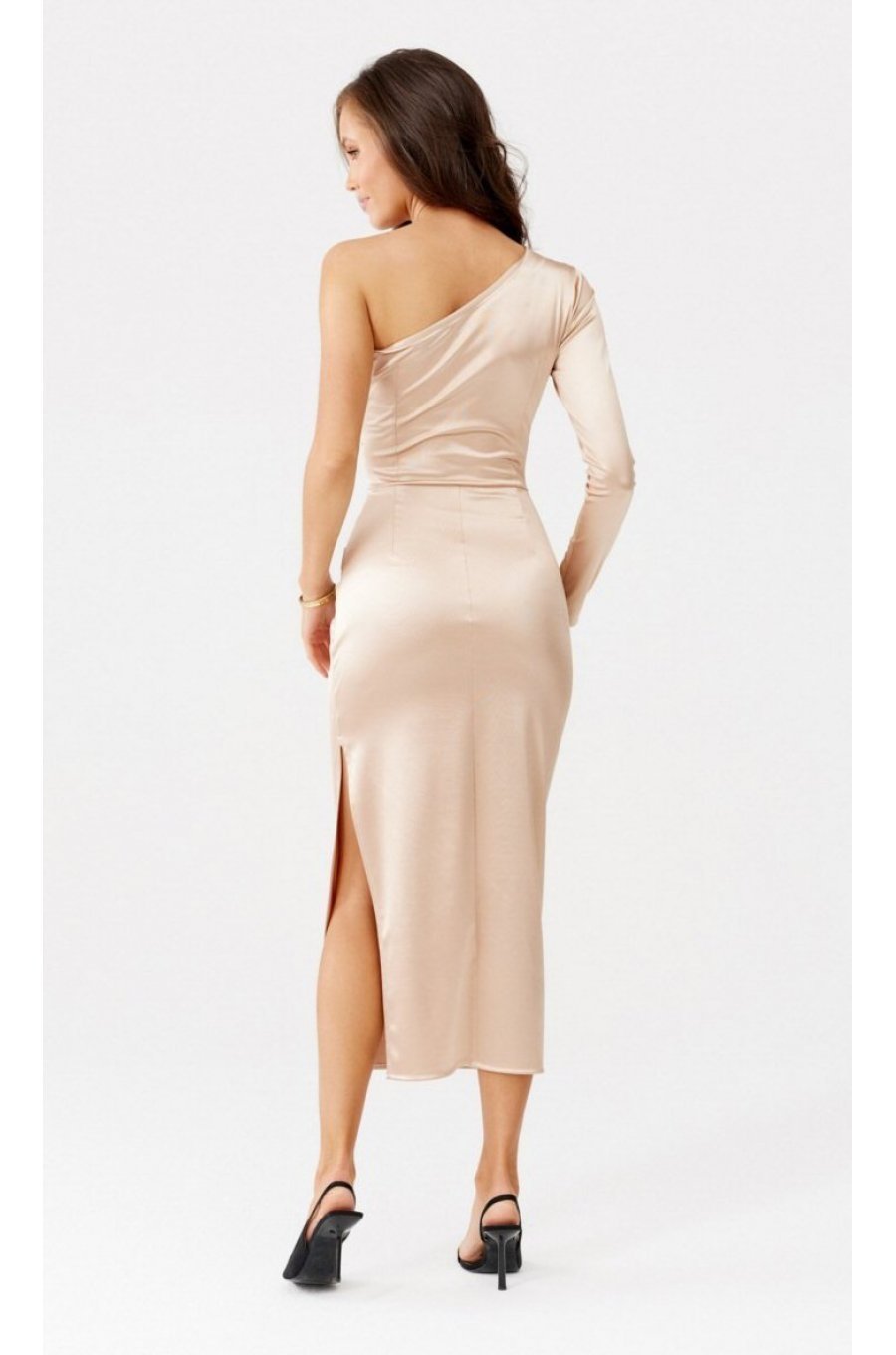 Rochie eleganta din satin bej mulata cu un umar gol Jonna 2 - jojofashion.ro