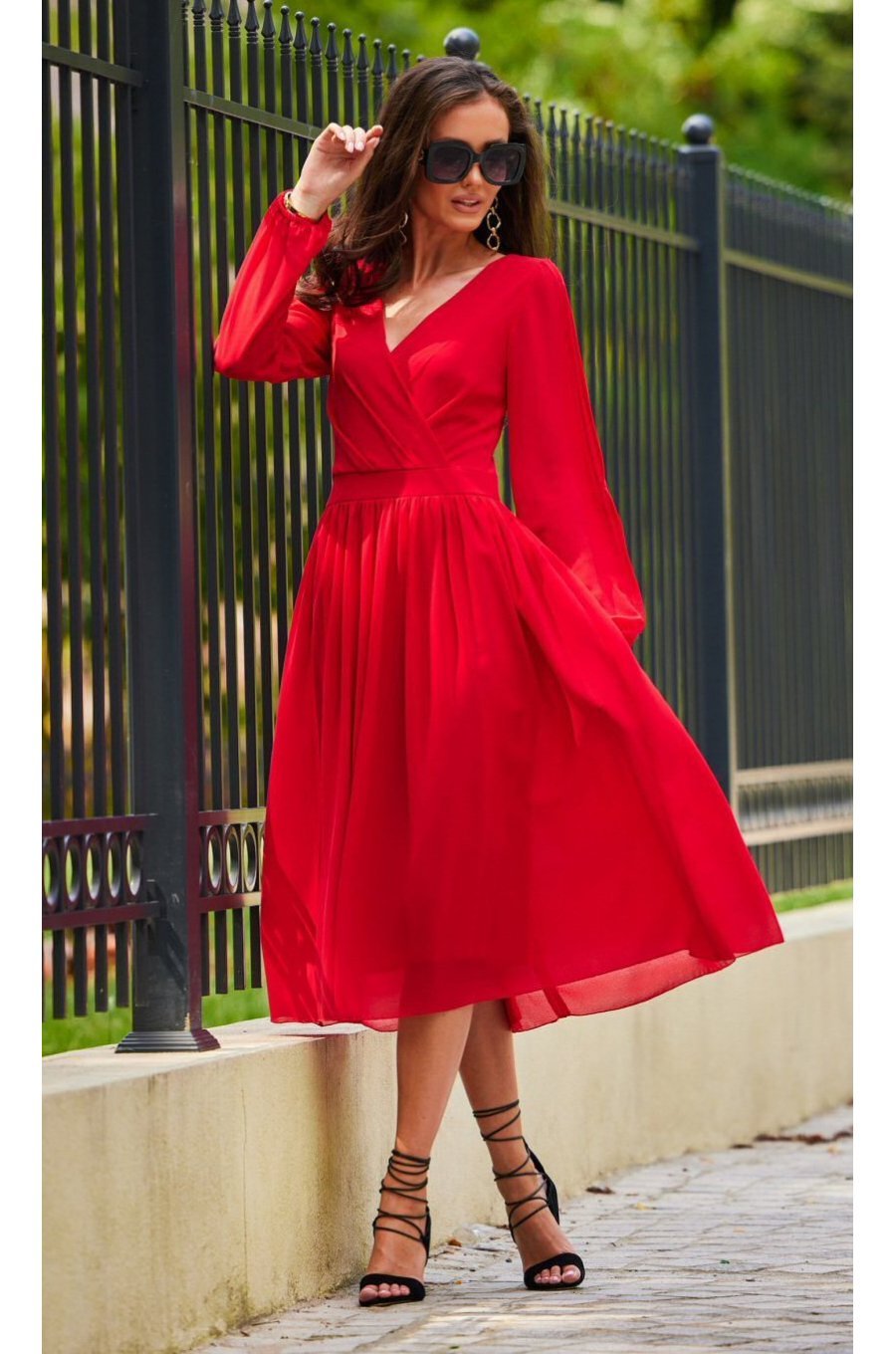 Rochie rosie midi din voal vaporoasa cu maneca lunga Melen 1 - jojofashion.ro