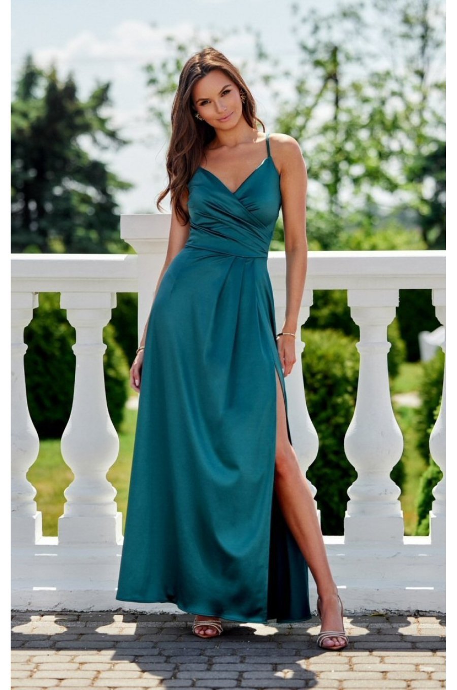 Rochie verde smarald lunga din satin petrecuta SalmaR 1 - jojofashion.ro