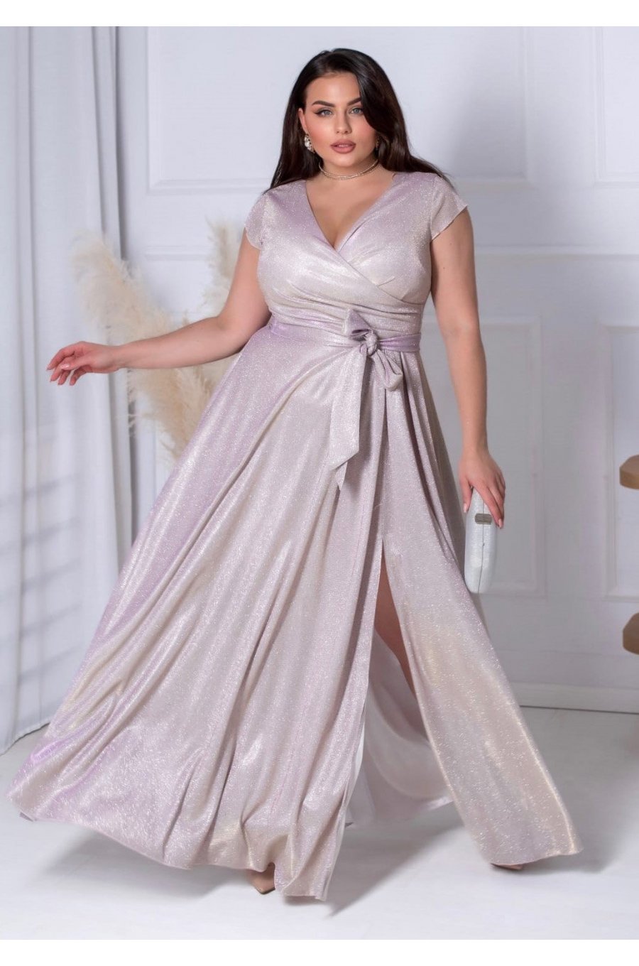 Rochie lunga eleganta din bumbac cu glitter sampanie cu reflexii lila crapata pe picior AmandaW Rochie lunga eleganta din bumbac cu glitter sampanie cu reflexii lila crapata pe picior AmandaW 1 - jojofashion.ro