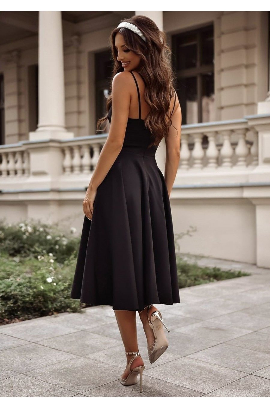 Rochie de ocazie midi neagra tip baby doll din bumbac retro in clos TifaniW3 2 - jojofashion.ro