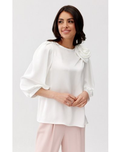 Bluza dama eleganta, din satin, alba, cu floare, GianaR Bluze dama, Bluza dama eleganta, din satin, alba, cu floare, GianaR - jojofashion.ro